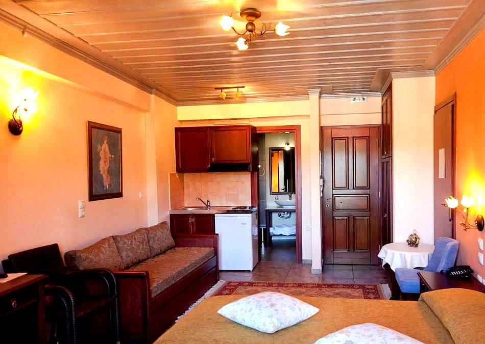 Amanites Guesthouse Image 2